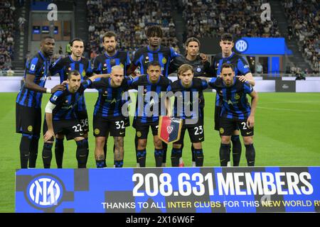 Milano, Italy. 14th Apr, 2024. the Inter team during the Serie A match between FC Internazionale vs Cagliari Calcio at San Siro Stadium on April 14, 2024 in Milan, italy final results 2-2 (Photo by Agostino Gemito/Pacific Press) Credit: Pacific Press Media Production Corp./Alamy Live News Stock Photo