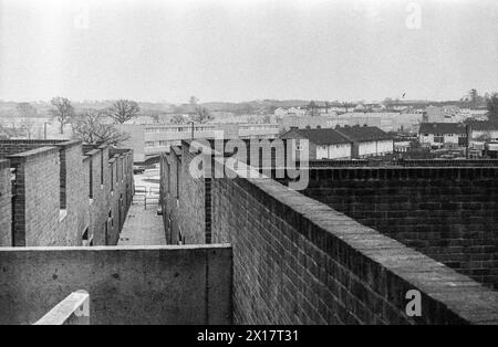 1974 archive photograph of the Bishopsfield housing estate in Harlow.  The development was designed by Michael Neylan after winning a competition sponsored by Harlow Development Corporation in 1961. The first tenants moved in in 1965 and it won a Civic Trust award in 1968. Stock Photo