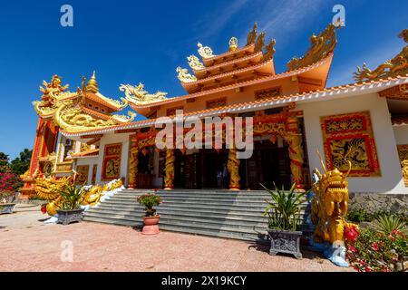 The Chua Binh Nhon temple at Mui Ne in Vietnam Stock Photo