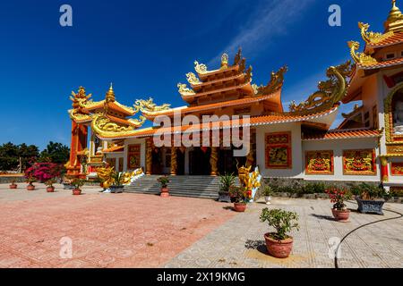 The Chua Binh Nhon temple at Mui Ne in Vietnam Stock Photo