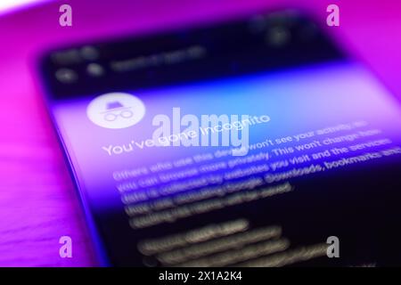 Incognito browsing mode on smartphone browser. Anonymous and privacy on internet concept Stock Photo