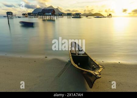 Beautiful landscapes view borneo sea gypsy water village in Maiga Island, Semporna Sabah, Malaysia. Stock Photo
