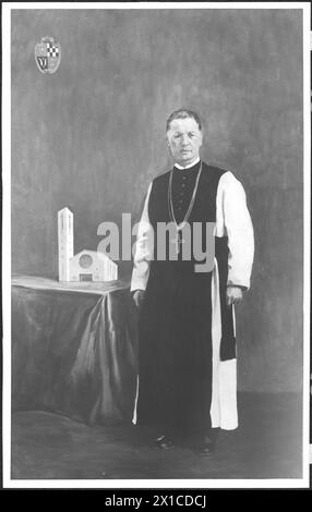 Pfennigbauer, Frederick, picture in the habit (full-length standing, in full face, with pectoral cross, next to him the template of a church) in the screw upper corner kick coat of arms. photograph based on a painting by Oskar Lautischar, - 19830422 PD93257 - Rechteinfo: Rights Managed (RM) Stock Photo