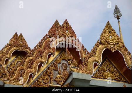 Wat Tang Sai Tempel Phra Mahathat Chedi Phakdee Prakat - Ban Krut Baan Krood - Thailand, Februar 2024 *** Wat Tang Sai Temple Phra Mahathat Chedi Phakdee Prakat Ban Krut Baan Krood Thailand, February 2024 Stock Photo