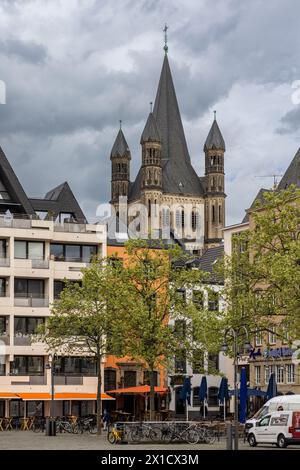 Great St. Martin church rising above Cologne skyline Stock Photo - Alamy