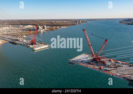 Detroit, Michigan, USA. 15th Apr, 2024. Construction of the Gordie Howe International Bridge. The bridge will link Detroit with Windsor, Ontario across the Detroit River. Credit: Jim West/Alamy Live News Stock Photo