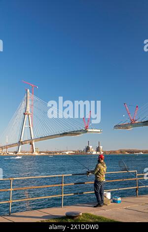 Detroit, Michigan, USA. 15th Apr, 2024. Construction of the Gordie Howe International Bridge. The bridge will link Detroit with Windsor, Ontario across the Detroit River. Credit: Jim West/Alamy Live News Stock Photo