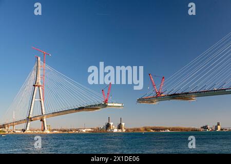 Detroit, Michigan, USA. 15th Apr, 2024. Construction of the Gordie Howe International Bridge. The bridge will link Detroit with Windsor, Ontario across the Detroit River. Credit: Jim West/Alamy Live News Stock Photo