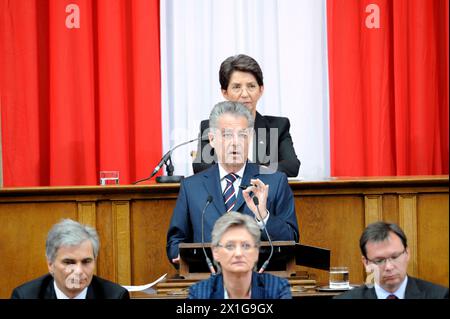 Austrian Federal President Heinz Fischer is sworn into office in the Austrian parliament on 8 July 2010. In the picture: back: Barbara Prammer, Heinz Fischer. front, from left: Werner Faymann, Claudia Schmied, Norbert Darabos. - 20100708 PD0250 - Rechteinfo: Rights Managed (RM) Stock Photo