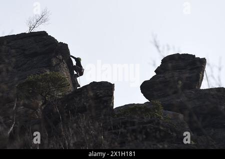 Dürnstein - feature on topic spring/weather. Hiker in Dürnstein an der Donau (Duernstein, a small town on the Danube river) on 10th April 2015. - 20150410 PD1143 - Rechteinfo: Rights Managed (RM) Stock Photo