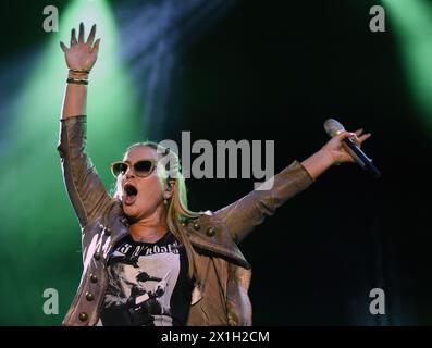 Vienna - The 32nd Danube Island Festival (Donauinselfest) in Vienna, Austria, 27 June 2015. The open-air festival runs from 26 to 28 June. PICTURE: Singer Anastacia - 20150627 PD5017 - Rechteinfo: Rights Managed (RM) Stock Photo