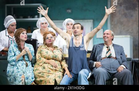 Vienna - Rehearsal of 'Der Revisor' (The Government Inspector, also known as The Inspector General) on 2nd September 2015 at Burgtheater in Vienna. Premiere will held on 4th September 2015. PICTURE: Doerte Lyssewski as 'Marja Antonowna', Maria Happel as 'Anna Andrejewna', Fabian Krueger as and Michael Maertens as 'Anton Antonowitsch Skwosnik-Dmuchanowskij', - 20150902 PD8254 - Rechteinfo: Rights Managed (RM) Stock Photo