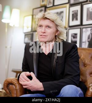 Johannes Franciscus Catharinus 'Hans' Klok, Dutch magician, illusionist and actor, during interview with Austria Presse Agentur in Vienna, Austria, on 18 th September 2017. - 20170918 PD2064 - Rechteinfo: Rights Managed (RM) Stock Photo