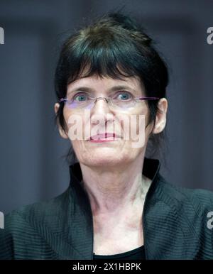 Austrian feminist avant-garde artist Renate Bertlmann during press conference on topic ' La Biennale di Venezia - Biennale Arte 2019 ' in Vienna, Austria, on 8 th May 2018. - 20180508 PD1414 - Rechteinfo: Rights Managed (RM) Stock Photo