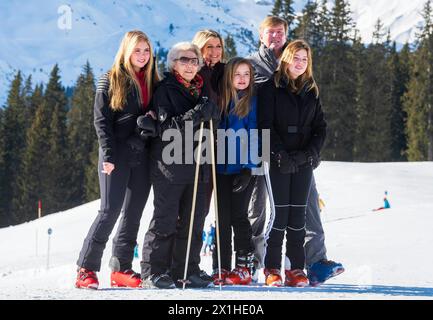 (LtoR) Princess Catharina-Amalia, Princess Beatrix, Queen Maxima, Princess Ariane, King Willem-Alexander and Princess Alexia of the Netherlands during the annual photo call in Lech am Arlberg, Austria, 25 February 2019. The Dutch royal family have spent winter vacations here since 1959. - 20190225 PD2793 - Rechteinfo: Rights Managed (RM) Stock Photo