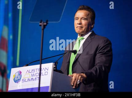 R20 Austrian World Summit 2019 - The opening ceremony of the R20 Regions of Climate Action Austrian World Summit in Vienna, Austria, on May 28, 2019. PICTURE:   Austrian-US actor, filmmaker, politician and activist Arnold Schwarzenegger gives a speech - 20190528 PD1534 - Rechteinfo: Rights Managed (RM) Stock Photo