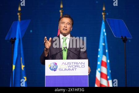 R20 Austrian World Summit 2019 - The opening ceremony of the R20 Regions of Climate Action Austrian World Summit in Vienna, Austria, on May 28, 2019. PICTURE:   Austrian-US actor, filmmaker, politician and activist Arnold Schwarzenegger gives a speech - 20190528 PD1580 - Rechteinfo: Rights Managed (RM) Stock Photo