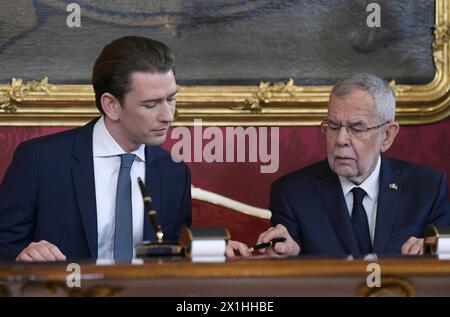 The swearing-in ceremony of their new coalition government on January 7, 2020 at the President's office in Vienna, Austria.  PICTURE: Austria's designated Chancellor Sebastian Kurz (L) and Austrian president Alexander Van der Bellen - 20200107 PD3251 - Rechteinfo: Rights Managed (RM) Stock Photo