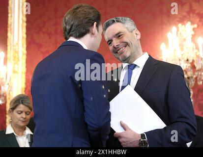 The swearing-in ceremony of their new coalition government on January 7, 2020 at the President's office in Vienna, Austria.  PICTURE: Austria's designated Chancellor Sebastian Kurz (L) and Austrian president Alexander Van der Bellen and Minister for Interior Affairs Karl Nehammer - 20200107 PD3172 - Rechteinfo: Rights Managed (RM) Stock Photo