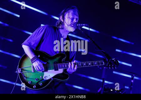 Singer and guitarist Thom Yorke from the band ' The Smile ' during a concert on May 17, 2022 in the Gasometer in Vienna, Austria. - 20220517 PD14175 - Rechteinfo: Rights Managed (RM) Stock Photo