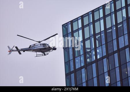 Action scenes during shooting sequel to the Netflix blockbuster ' Tyler Rake - Extraction ' in Vienna, Austria, on February 3, 2022. - 20220203 PD9737 - Rechteinfo: Rights Managed (RM) Stock Photo