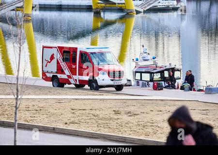 Action scenes during shooting sequel to the Netflix blockbuster ' Tyler Rake - Extraction ' in Vienna, Austria, on February 3, 2022. - 20220203 PD9736 - Rechteinfo: Rights Managed (RM) Stock Photo