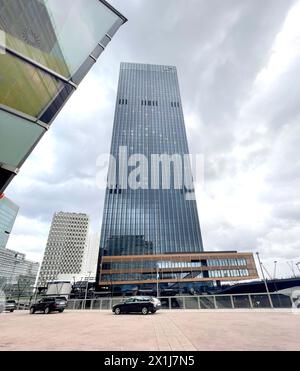 Action scenes with stuntman during shooting the sequel to the Netflix blockbuster ' Tyler Rake - extraction ' at Donaucity in Vienna, Austria, on February 1, 2022. - 20220202 PD0129 - Rechteinfo: Rights Managed (RM) Stock Photo