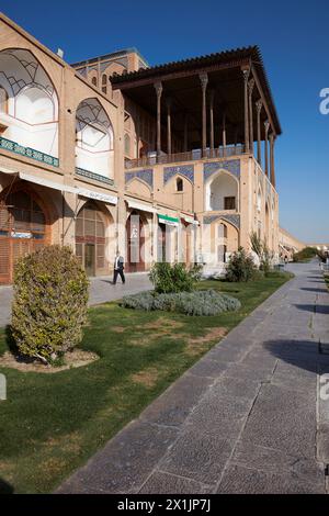 Ali Qapu Palace in Naqsh-e Jahan Square, UNESCO World Heritage Site. Isfahan, Iran. Stock Photo
