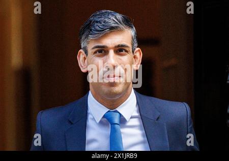 London, UK. 17th Apr, 2024. Prime Minister, Rishi Sunak, leaves Number 10 Downing Street to go to Parliament for Prime Minister's Questions. He will face Keir Starmer across the despatch box Credit: Karl Black/Alamy Live News Stock Photo