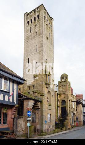 Gaskell Memorial Tower in the high street in Knutsford Stock Photo
