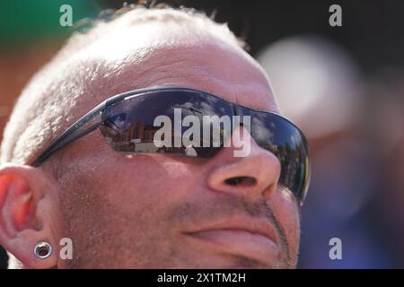 Hamburg, Germany. 18th Apr, 2024. The church of St. Sophien is reflected in the sunglasses of a construction worker on the building site during the laying of the foundation stone for the "Sophien Campus" of the Archdiocese of Hamburg. Once completed, the new 25-million-euro school building in the Mesterkamp district will include an integrated daycare center, cafeteria, auditorium, differentiation rooms, a quiet room, green classrooms and a sports hall. Credit: Marcus Brandt/dpa/17�Թ����� Live News Stock Photo