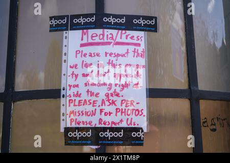 London 18 April 2024 . A note placed by squatters on the window of The  the York and Albany pub . British celebrity chef Gordon Ramsay has issued legal papers after the  York and Albany pub was taken over by squatters last week.  Credit: amer ghazzal/Alamy Live News Stock Photo