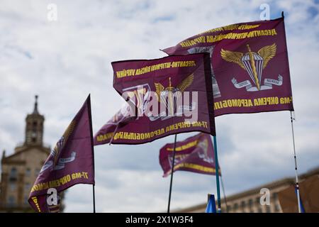 Ukrainians demonstrating with flags of brigade of Armed Forces of ...