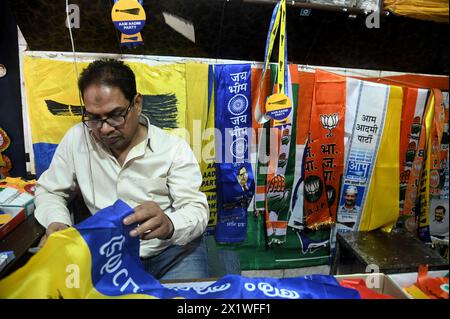Delhi, New Delhi, India. 18th Apr, 2024. Shopkeepers selling election material wait for customers at a market, ahead of country's general election, in New Delhi, India on April 18, 2024 (Credit Image: © Deep Nair/ZUMA Press Wire) EDITORIAL USAGE ONLY! Not for Commercial USAGE! Stock Photo