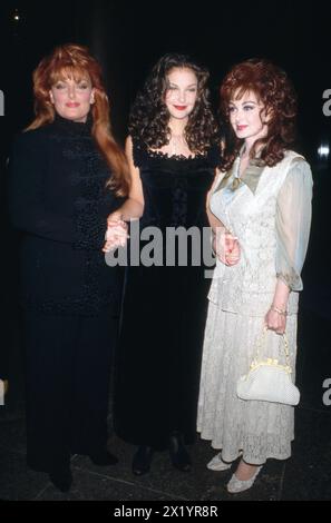 Ashley Judd and The Judds Circa 1990's Credit: Ralph Dominguez ...