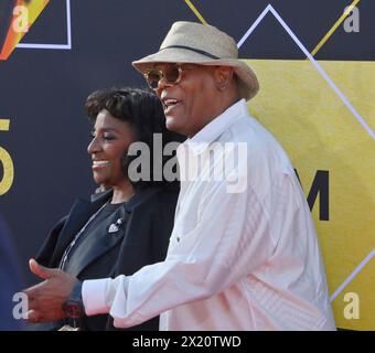 Los Angeles, United States. 18th Apr, 2024. LaTanya Richardson Jackson (L) and Samuel L. Jackson attend the TCM Classic Film Festival opening night and 30th anniversary presentation of 'Pulp Fiction' at the TCL Chinese Theatre in the Hollywood section of Los Angeles on Thursday, April 18, 2024. Photo by Jim Ruymen/UPI Credit: UPI/Alamy Live News Stock Photo