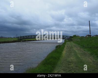 Sheerness, Kent, UK. 19th Apr, 2024. UK Weather: rain clouds and overcast in Sheerness, Kent. Credit: James Bell/Alamy Live News Stock Photo
