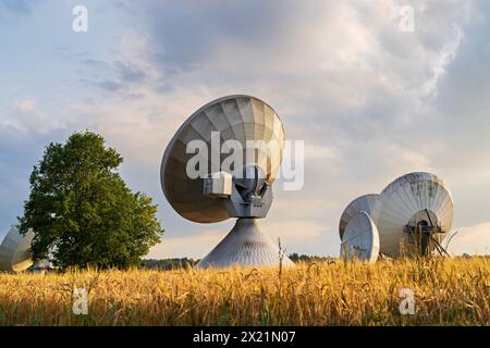 Radio telescopes of the Raisting earth station, Raisting, Upper Bavaria, Bavaria, Germany Stock Photo