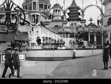 The Teaser, Coney Island in Luna Park, 1911. Stock Photo