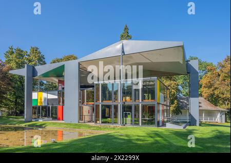 Le Corbusier Pavilion, Heidi Weber House, Zurich, Switzerland Stock Photo