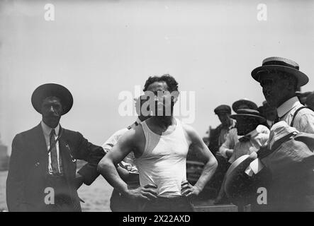 Houdini, between c1910 and c1915. Stock Photo