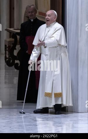 Vatican City, Vatican, 19 April 2024. Pope Francis meets the students of the National Italian Network of Peace Schools in the Paul VI hall at the Vatican. Maria Grazia Picciarella/Alamy Live News Stock Photo