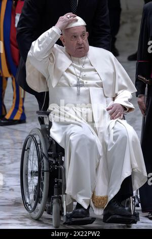 Vatican City, Vatican, 19 April 2024. Pope Francis meets the students of the National Italian Network of Peace Schools in the Paul VI hall at the Vatican. Maria Grazia Picciarella/Alamy Live News Stock Photo