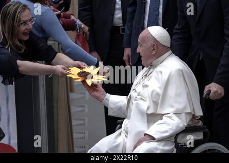 Vatican City, Vatican, 19 April 2024. Pope Francis meets the students of the National Italian Network of Peace Schools in the Paul VI hall at the Vatican. Maria Grazia Picciarella/Alamy Live News Stock Photo