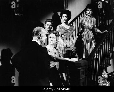 Gavin Gordon, Lenita Lane, Agnes Moorehead, Elaine Edwards, Darla Hood, on-set of the film, 'The Bat', Allied Artists, 1959 Stock Photo