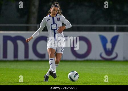 Gent, Belgium. 19th Apr, 2024. Silke Vanwynsberghe (21) of Anderlecht pictured during a female soccer game between AA Gent Ladies and RSC Anderlecht on the 5th matchday in play off 1 of the 2023 - 2024 season of Belgian Lotto Womens Super League, on Friday 19 April 2024 in Gent, BELGIUM . Credit: sportpix/Alamy Live News Stock Photo