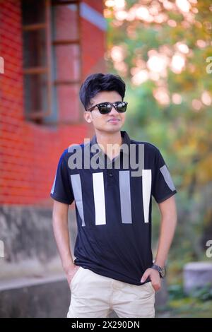 7580+ Best Bangladeshi  Boy Pictures | Free Handsome Boy & Beautiful Boy in the Bangladesh | Download Free hi-res Stock Images on Alamy Stock Photo