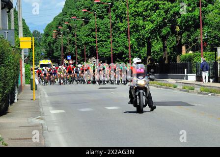 Cadoneghe, Veneto, Italy. April 21st, 2024. 'GP of Liberation-City of Cadoneghe 2024'. The youth cycling GP takes place on the anniversary of Italy's liberation from Nazi-fascism. Credits : Ferdinando Piezzi/Alamy Live News Stock Photo