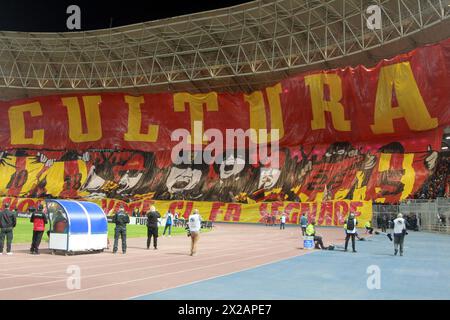 Rades, Tunis, Tunisia. 20th Apr, 2024. Supportes of EST during the 1/2 final match of CAF .EST vs Mamolodi Sundowns FC at the Rades stadium.Esperance Sportive de Tunis won a very important victory this evening against Mamelodi Sundowns in the semi-final first leg of the African Champions League.The only goal of this semi-final first leg was scored in the 41st minute by the Brazilian Yan Sasse, very well served by his compatriot Silva Rodrigo. (Credit Image: © Chokri Mahjoub/ZUMA Press Wire) EDITORIAL USAGE ONLY! Not for Commercial USAGE! Stock Photo