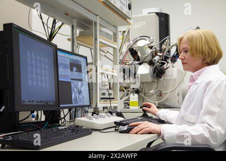 Focused-Ion-Beam FIB Nanofabrication Laboratory, Dual-Beam FIB, Helios NanoLabTM DualBeamTM, instrument combines high resolution imaging capabilities Stock Photo